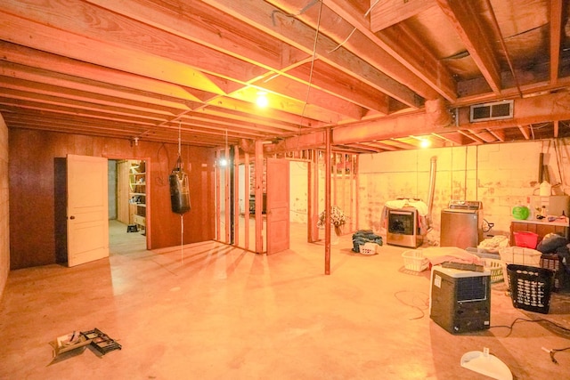 1094B Center Point Rd, Hendersonville, TN 37075 - unfinished below grade area with a water softener system
