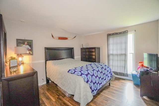 1094B Center Point Rd, Hendersonville, TN 37075 - bedroom with wood finished floors