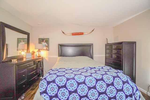 1094B Center Point Rd, Hendersonville, TN 37075 - bedroom with wood finished floors and baseboards