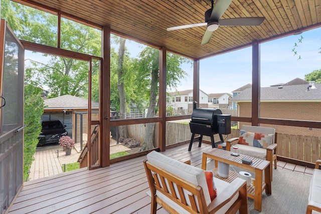 1708A 7th Ave N, Nashville, TN 37208 - sunroom featuring ceiling fan, outdoor lounge area, and a residential view