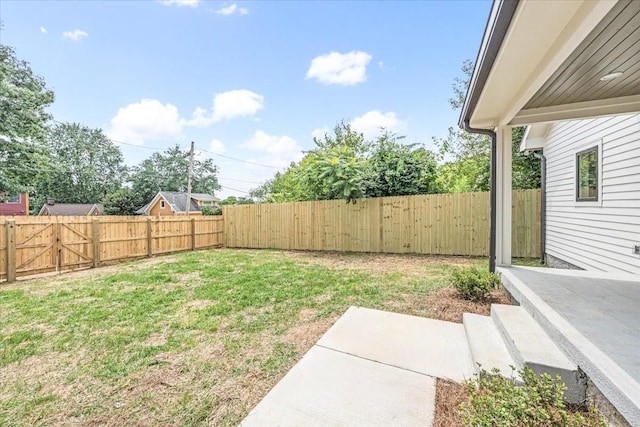 1516 Forest Ave, Nashville, TN 37206 - fenced backyard featuring a patio
