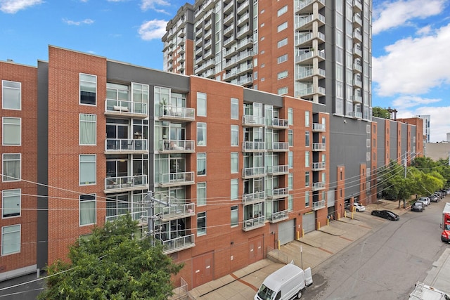 1002 Division St Unit 403, Nashville, TN 37203 - view of apartment building / complex