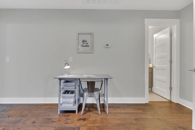 1924 Fairhaven Ln, Murfreesboro, TN 37128 - home office with wood finished floors