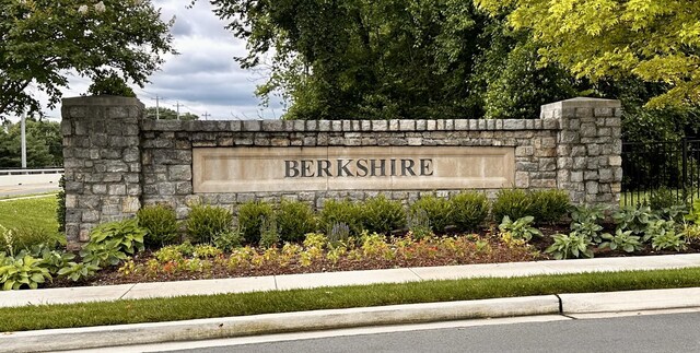 1248 Hensfield Dr, Murfreesboro, TN 37128 - view of community / neighborhood sign