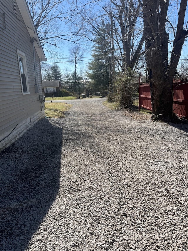 918 Velma Ln, Murfreesboro, TN 37129 - view of yard featuring driveway