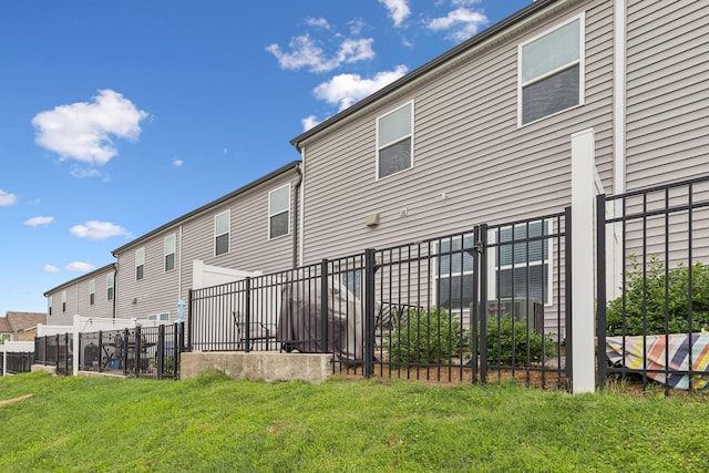 817 Arrington Way, Columbia, TN 38401 - back of house