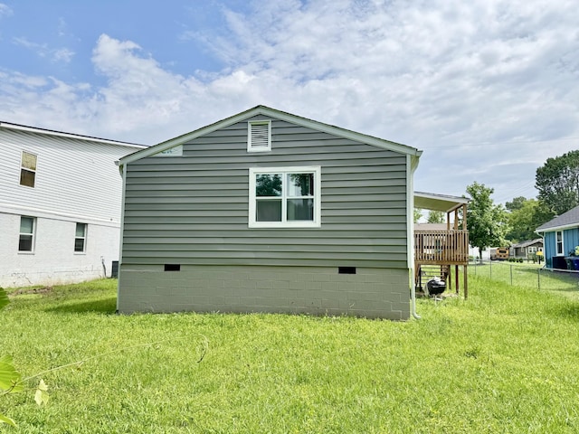 1812 13th St E, Chattanooga, TN 37404 - view of side of home featuring crawl space
