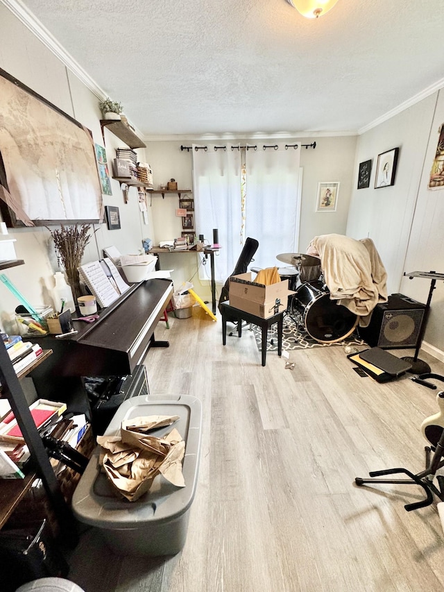 1812 13th St E, Chattanooga, TN 37404 - office area featuring crown molding, wood finished floors, and a textured ceiling
