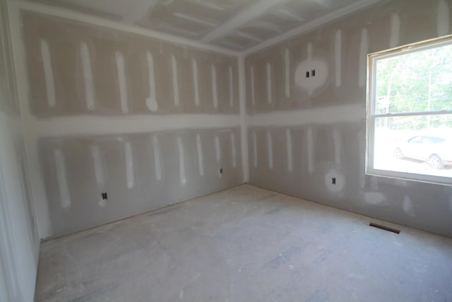 307 Brinkley Rd, Wartrace, TN 37183 - view of spare room