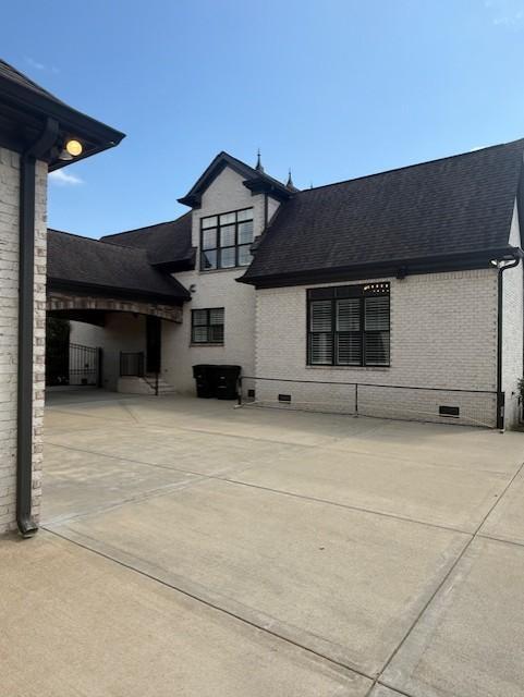 1430 Avellino Cir, Murfreesboro, TN 37130 - back of property featuring crawl space and roof with shingles