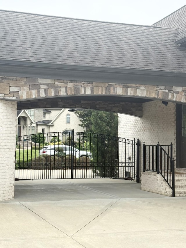 1430 Avellino Cir, Murfreesboro, TN 37130 - view of gate