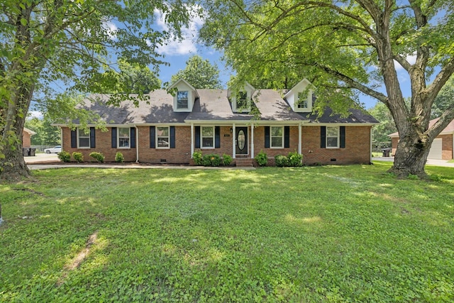 623 Haynes Dr, Murfreesboro, TN 37129 - cape cod home featuring crawl space, a front lawn, and brick siding