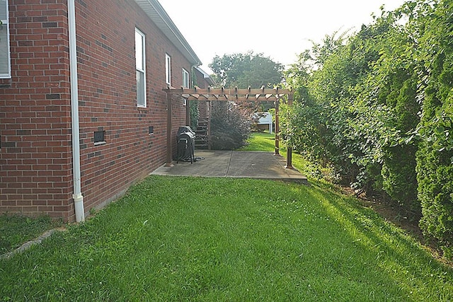 502 Johnstown Dr, Smyrna, TN 37167 - view of grassy yard featuring a pergola and a patio area