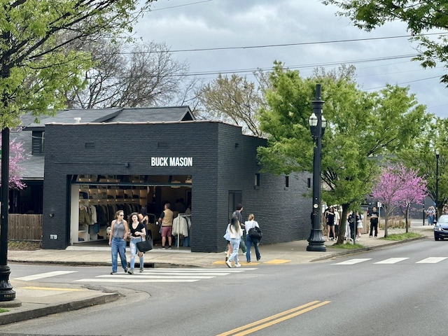 1014B Noelton Ave, Nashville, TN 37204 - view of property featuring a garage