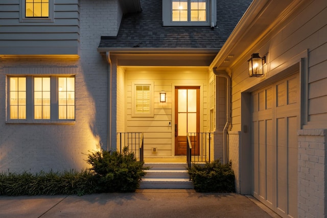 1014B Noelton Ave, Nashville, TN 37204 - entrance to property with a shingled roof