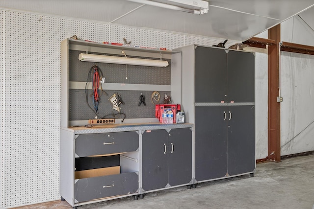 2220 Potts Camp Rd, Smithville, TN 37166 - view of garage