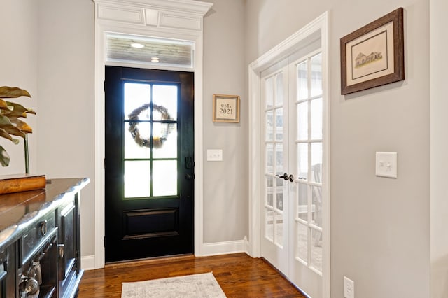 2003 Imagine Cir, Spring Hill, TN 37174 - foyer featuring dark wood finished floors and baseboards