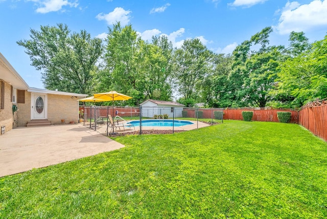 3509 Lafayette Rd, Hopkinsville, KY 42240 - fenced backyard with a patio and entry steps