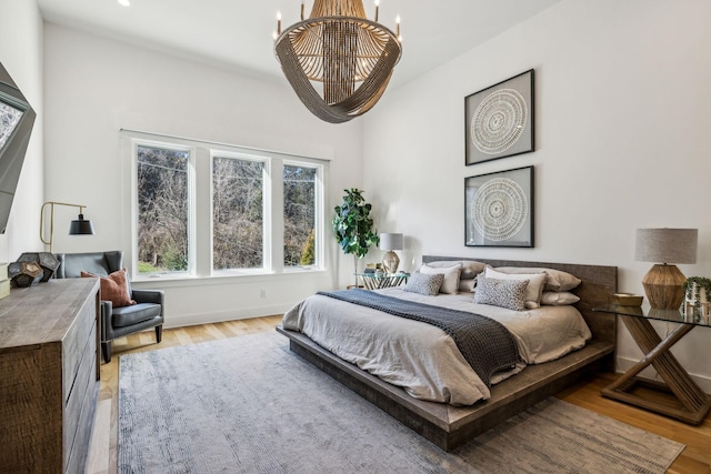 1514 Tyne Blvd, Nashville, TN 37215 - bedroom featuring wood finished floors and a chandelier