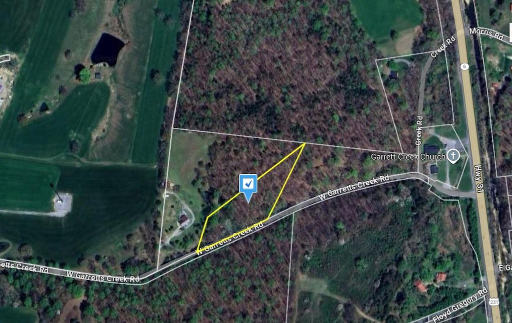 160 W Garretts Creek Rd, Westmoreland, TN 37186