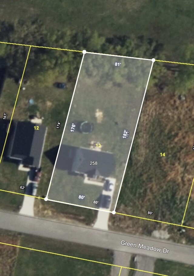 258 Green Meadow Dr, Smithville, TN 37166 - aerial map of property and surrounding area featuring property parcel outlined