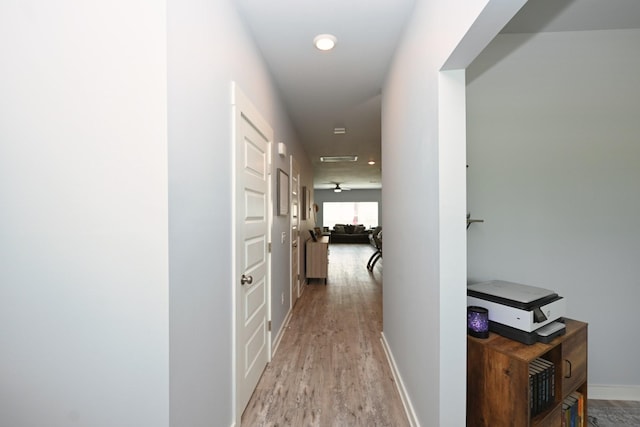 2004 Hardwick Ln, Gallatin, TN 37066 - corridor featuring light wood-style flooring and baseboards
