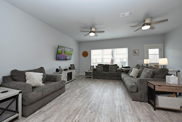 2004 Hardwick Ln, Gallatin, TN 37066 - living area with ceiling fan and wood finished floors