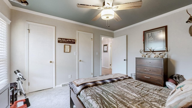 400 Westland Dr, Lebanon, TN 37087 - bedroom featuring carpet, crown molding, and ceiling fan