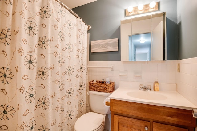 613 Hillsboro Rd Unit D27, Franklin, TN 37064 - bathroom featuring vanity, tile walls, and a shower with shower curtain