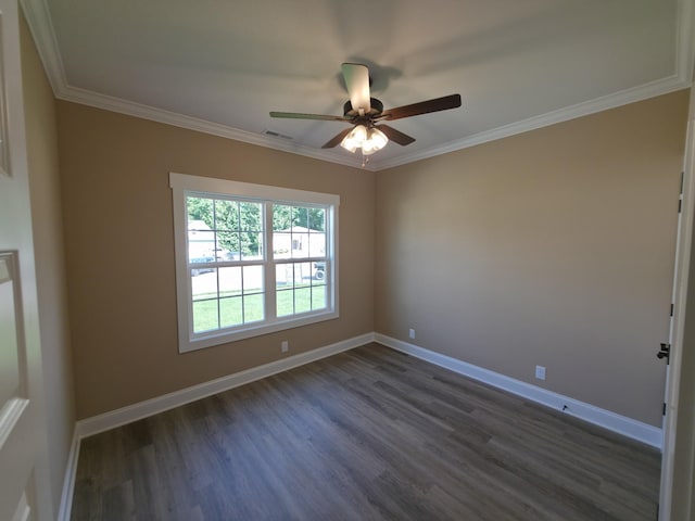 286 Turkey Crossing Ct, Clarksville, TN 37043 - spare room featuring dark wood finished floors, a ceiling fan, and ornamental molding