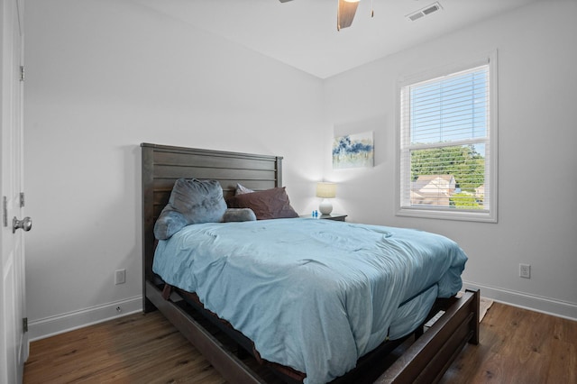 9407 Hackberry Ln, Soddy Daisy, TN 37379 - bedroom featuring wood finished floors and a ceiling fan