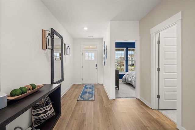 582 Gingerwood Ln, Hendersonville, TN 37075 - entryway featuring light wood finished floors and recessed lighting