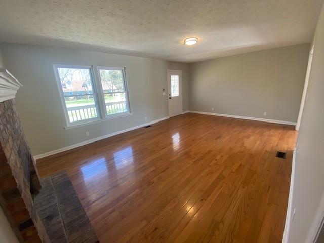 205 Lone Oak Dr, White House, TN 37188 - photo 4
