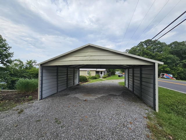 9311 Scenic Hwy, Lookout Mountain, GA 30750 - garage featuring a carport and driveway