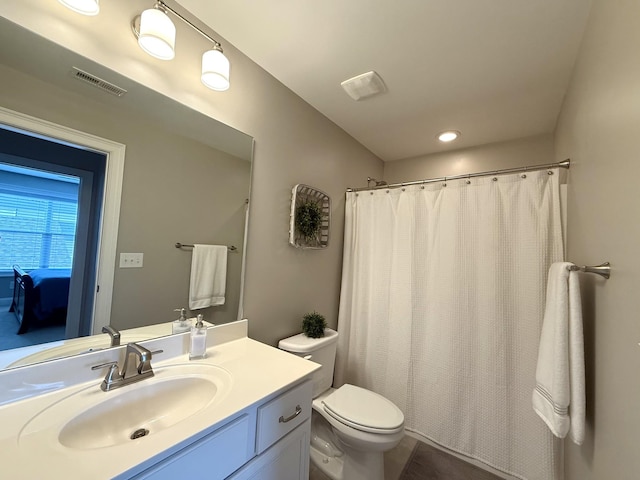 7040 Wenlock Ln, Franklin, TN 37064 - bathroom with vanity and a shower with curtain