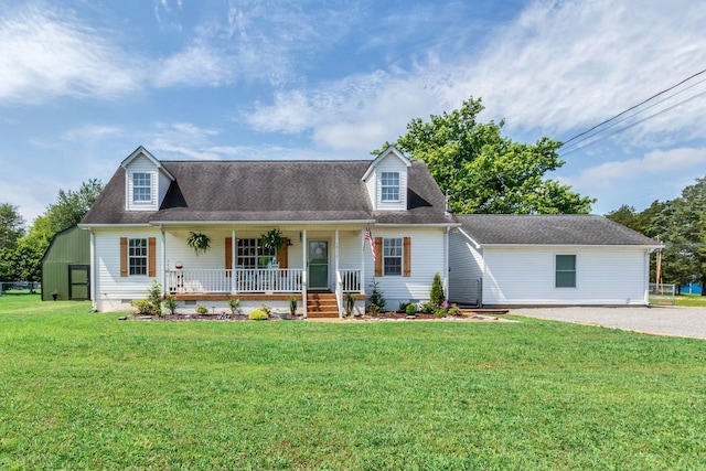 1511 Bridle Ln, Chapel Hill, TN 37034 - cape cod-style house featuring a porch, a front lawn, and gravel driveway