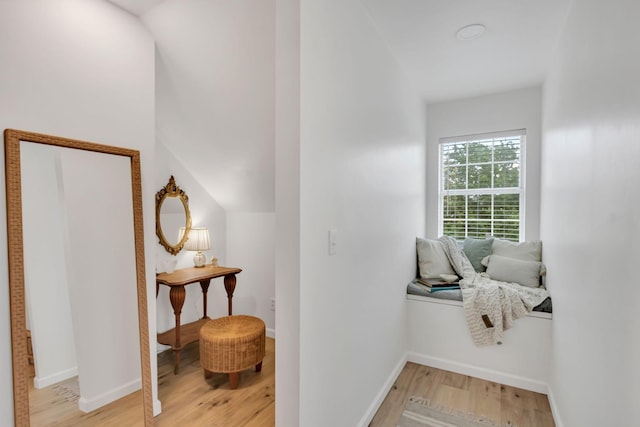 1511 Bridle Ln, Chapel Hill, TN 37034 - corridor with light wood-style flooring and baseboards
