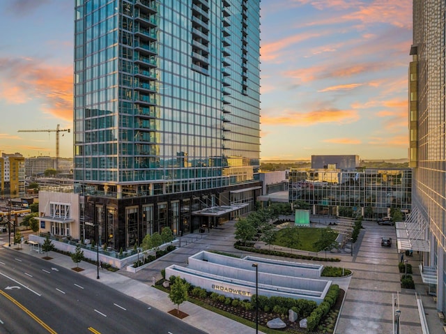 1616 W End Ave Unit 2609, Nashville, TN 37203 - view of property at dusk