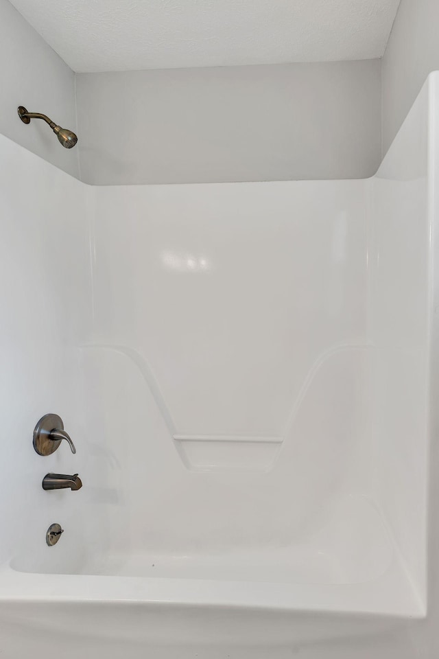 545 Old Lebanon Dirt Rd, Hermitage, TN 37076 - full bath with bathing tub / shower combination