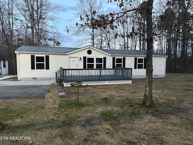 936 Pioneer Rd, Grimsley, TN 38565 - manufactured / mobile home featuring crawl space, a deck, and a metal roof