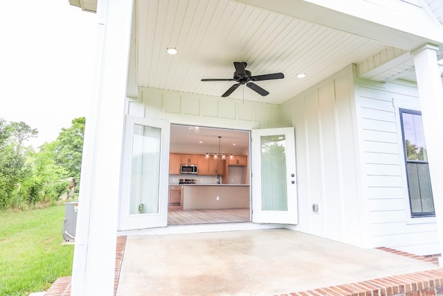 505 Depot St, Chapel Hill, TN 37034 - view of patio featuring a ceiling fan