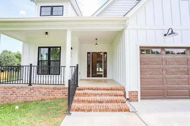 505 Depot St, Chapel Hill, TN 37034 - property entrance featuring board and batten siding, a porch, and a garage