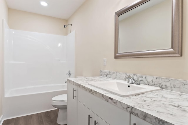 136 E School Dr, Rock Island, TN 38581 - bathroom featuring wood finished floors, vanity, shower / bath combination, and recessed lighting