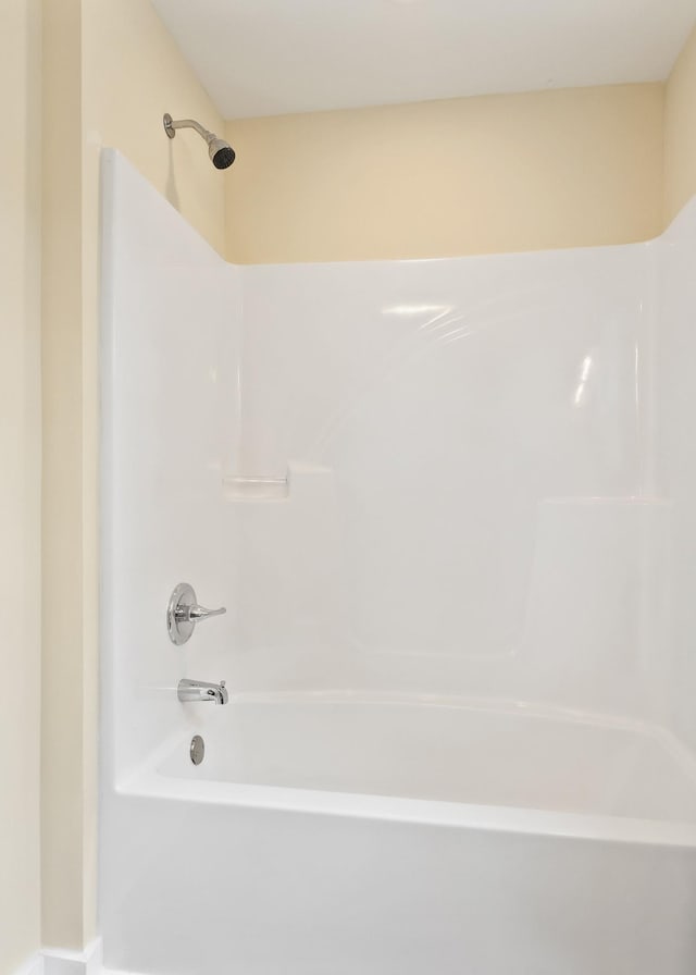 136 E School Dr, Rock Island, TN 38581 - full bath featuring shower / tub combination