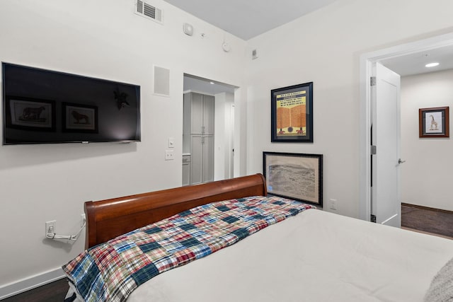 1212 Laurel St Unit 1510, Nashville, TN 37203 - bedroom featuring baseboards
