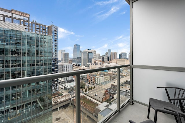 1212 Laurel St Unit 1510, Nashville, TN 37203 - balcony featuring a city view