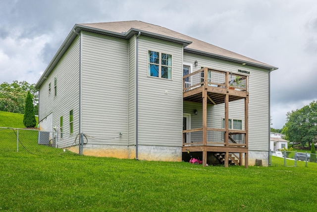 8624 Reba Ln, Hixson, TN 37343 - rear view of house with a deck