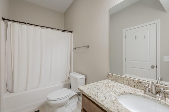 8624 Reba Ln, Hixson, TN 37343 - full bath featuring vanity and shower / bath combination with curtain