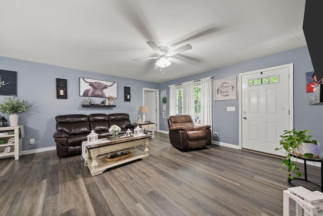 516 Cedarcrest Dr, Chapmansboro, TN 37035 - living area featuring ceiling fan and wood finished floors