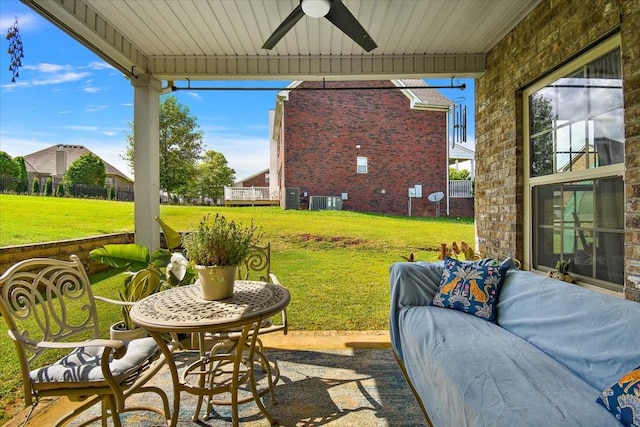 3028 Honeysuckle Dr, Spring Hill, TN 37174 - view of patio / terrace with a ceiling fan